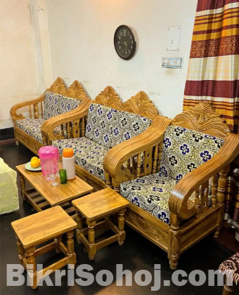 সেগুন কাঠের সোফা